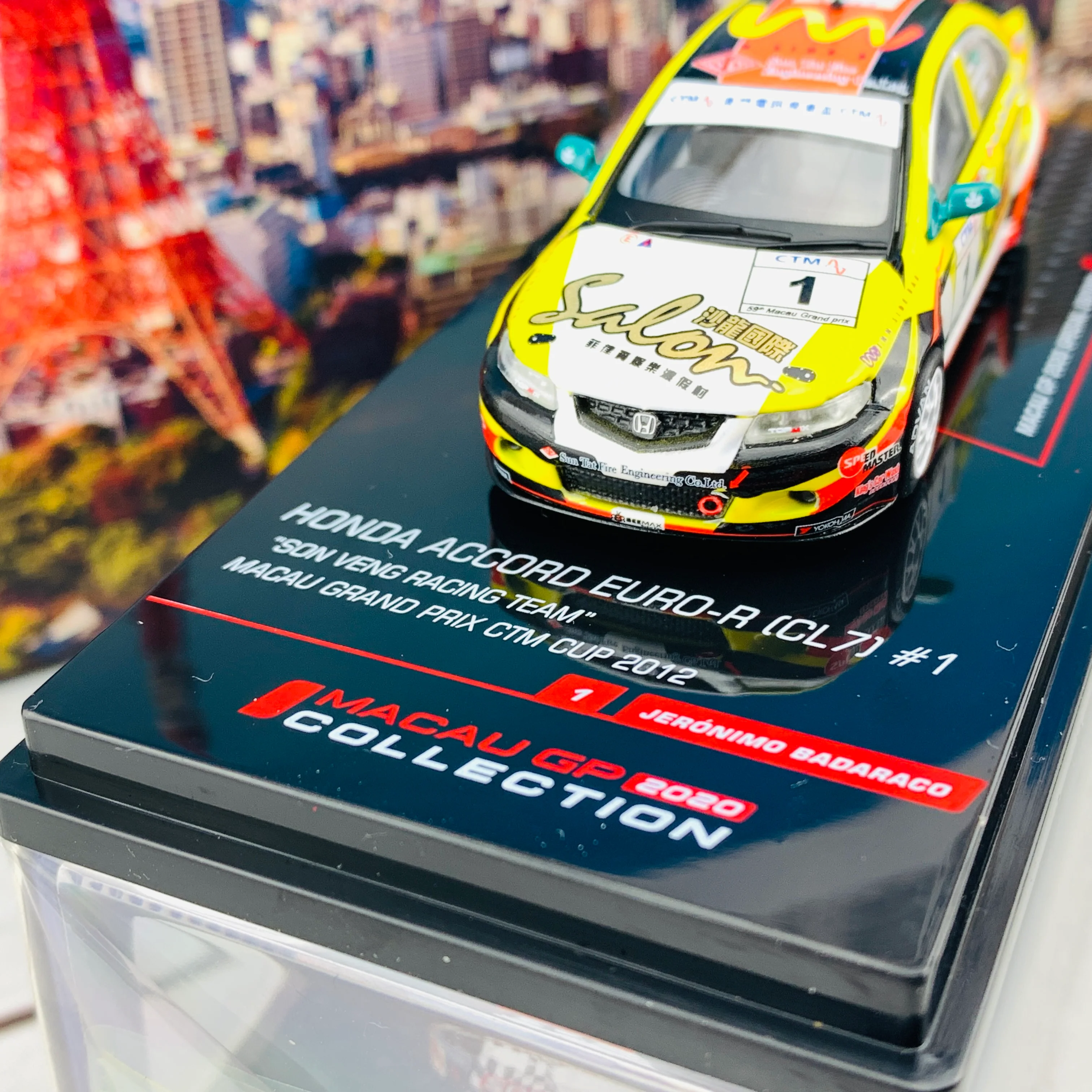 INNO64 MACAU GP 2020 COLLECTION HONDA ACCORD Euro-R (CL7) #1 Macau Grand Prix CTM Cup 2012 J. Badaraco IN64-CL7-MGP20JB **Autograph from J.Badaraco** - Image 3
