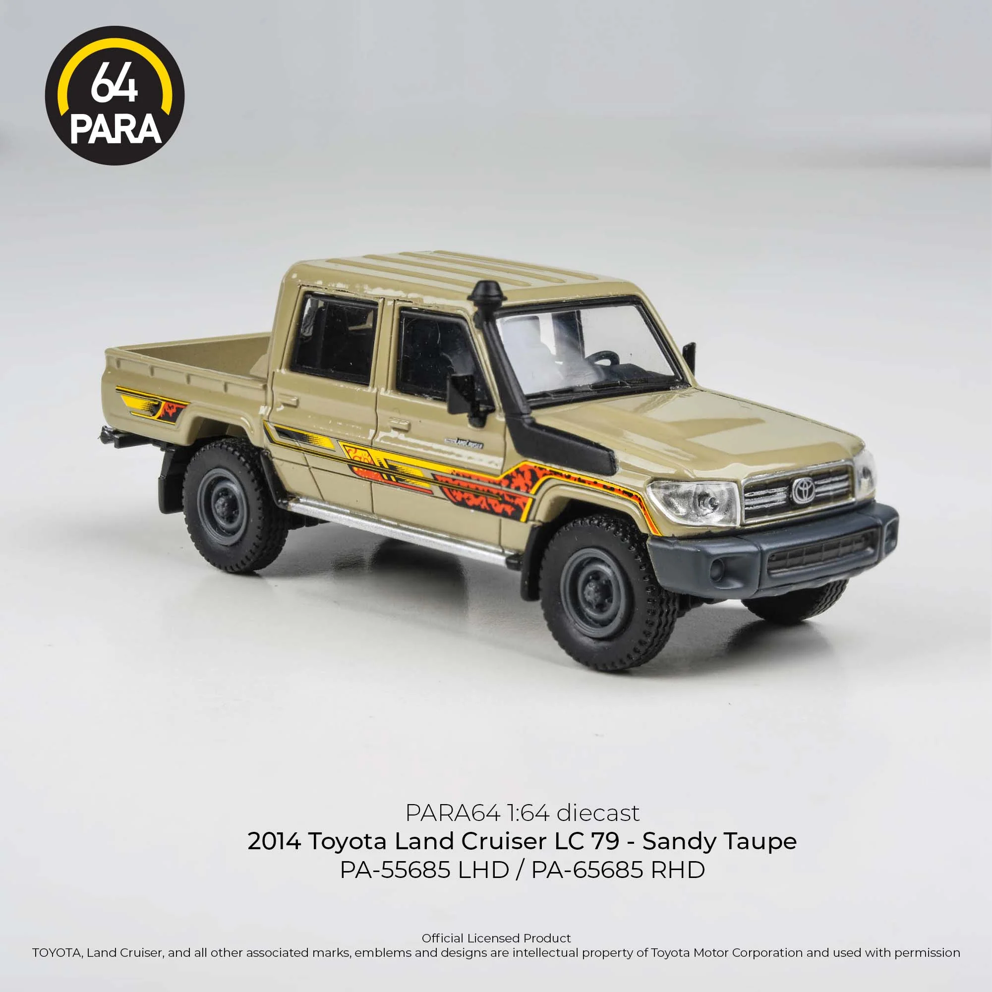 PARA64 1/64 2014 Toyota Land Cruiser LC 79 – Sandy Taupe LHD PA-55685