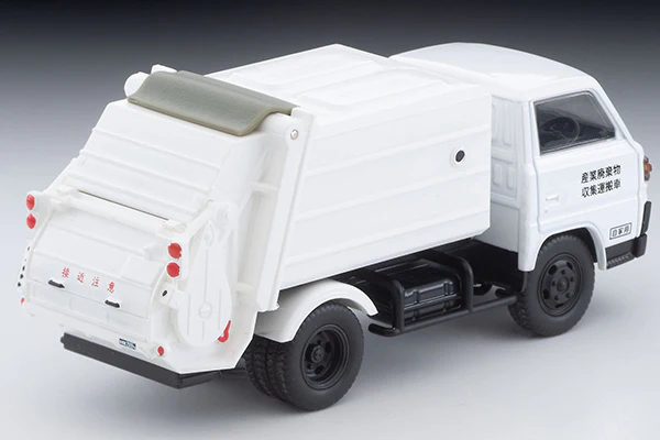 TOMYTEC TLVN 1/64 Mitsubishi Fuso Canter Cleaning Truck (White) with Figure LV-N343b - Image 4