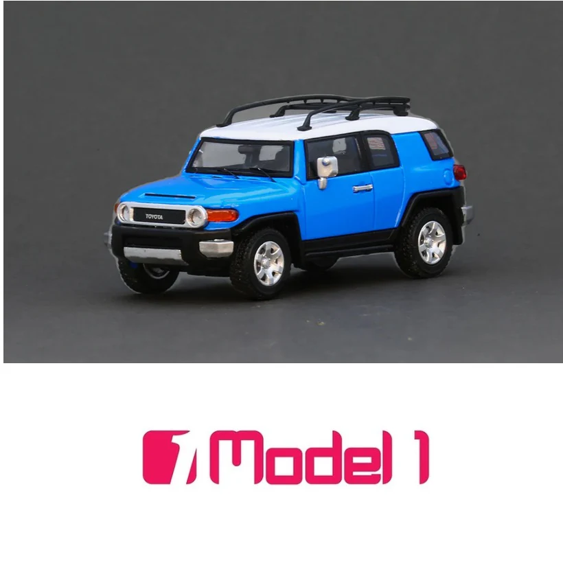 Stance Hunters x Model 1 1/64 Toyota FJ Cruiser XJ10 Voodoo Blue LHD C33192